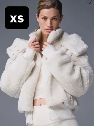 alo yoga 플리스 자켓 xs