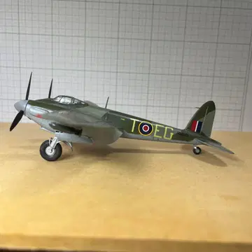 타미야 1/72 모스키토 FB 완성품