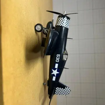 하세가와 1/72 F4U-1D 커세어 완성품
