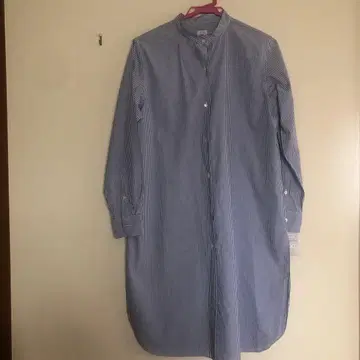 이에나 밴드 카라 셔츠