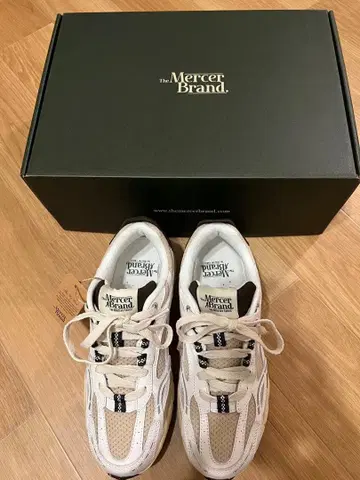 The Mercer Brand 스니커즈 화이트/베이지