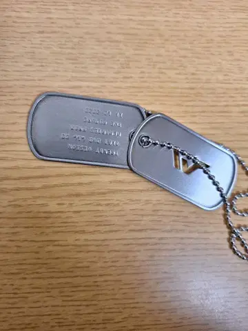 도그태그 목걸이 스테인리스 소재 V자형 로고