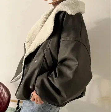 클래시컬 에본 라이더스 보아 자켓 S 새상품 클래시컬 에본