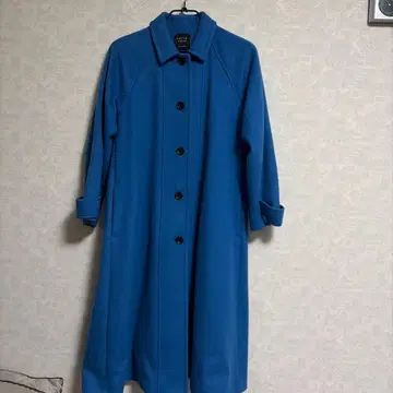 UNITED TOKYO 블루 스텐 칼라 롱 코트