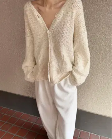 새상품 Eongul 요옹글 크루넥 오버 니트