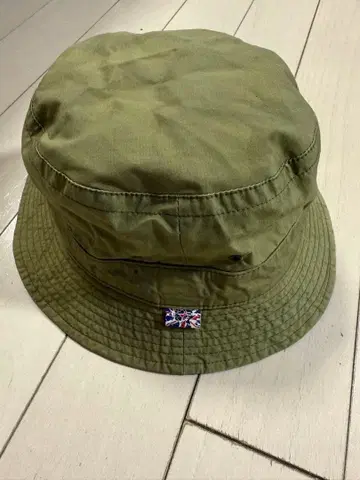 리볼버 버킷햇 L 사이즈