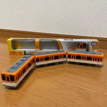 프라레일 한신 전철 8000계 (리뉴얼 차량)