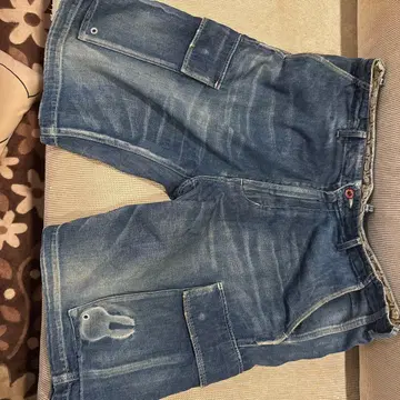 CUNE 뒷면 찢어진 데님 숏팬츠 L 사이즈