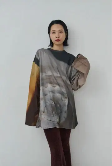 mediam Memories Long Tee