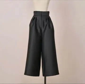 실키 턱 와이드 팬츠 블랙 36 사이즈
