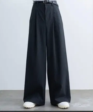 SINSS 스트라이프 슬랙스 차콜 그레이 M