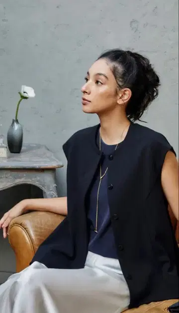 미사용 새상품 [ 오아노 ] 조젯 스트레치 베스트 L 사이즈