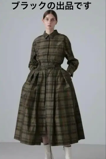 ADORE 블랙/메모리 크로스 원피스