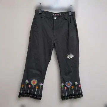 알베로베로 꽃 아플리케 포함 스트레치 7부 팬츠 카키 M 사이즈