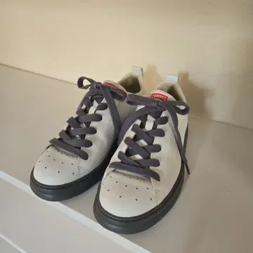 CAMPER 스니커즈 25cm