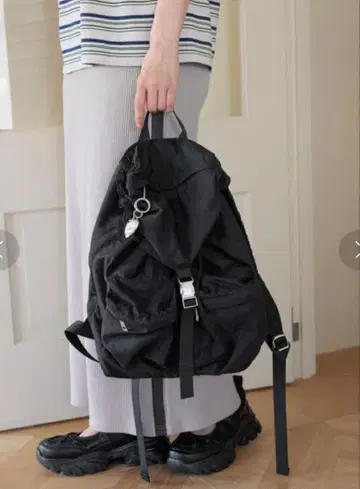 niko and - 오리지널 라이트 데이팩 블랙 백팩