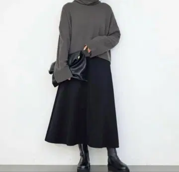 두지엠 클라세 EVERDAY I LIKE FLARE 스커트