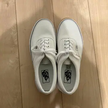 반스 ERA 트루 화이트