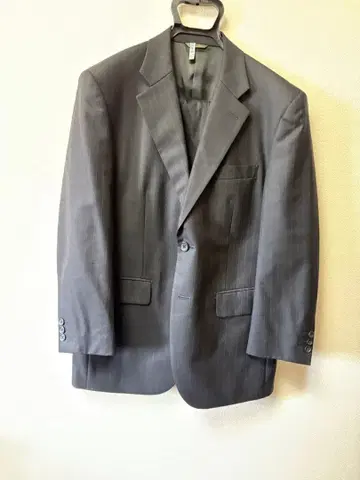 더반 블랙 스트라이프 비즈니스 정장