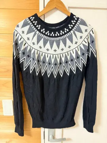 uniform experiment 2021A/W 노르딕 니트 4