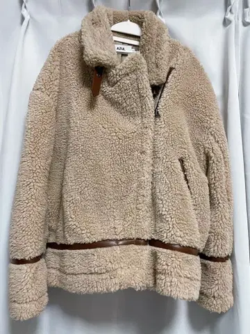 AZUL 보아 자켓 S 사이즈