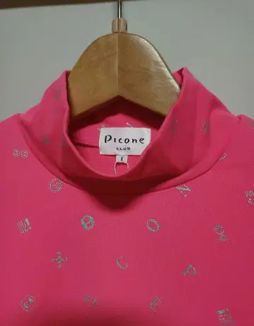Picone CLUB 하이넥 긴팔 택 포함 새상품
