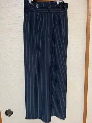 COCO DEAL 스트라이프 하이웨스트 타이트 스커트