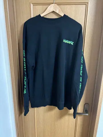 그래픽 디자인 맨투맨