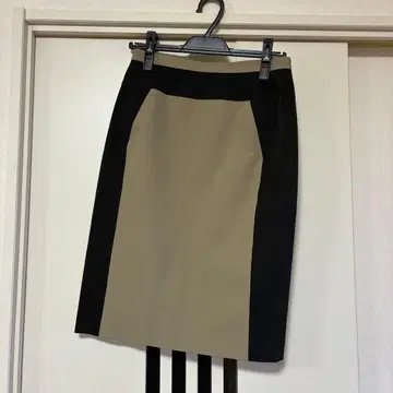 새상품급 wb 타이트 스커트 38호