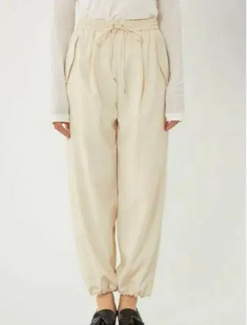 이지 파라슈트 팬츠 36 사이즈 화이트