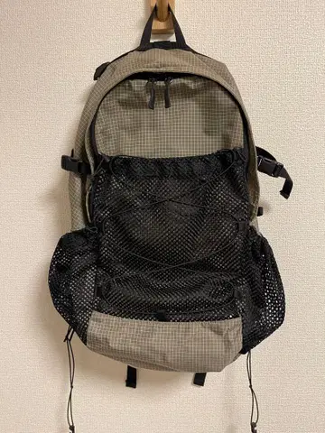 통기성 메쉬 백팩