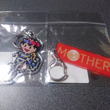 MOTHER 네스 로고 아크릴 키링 호보니치