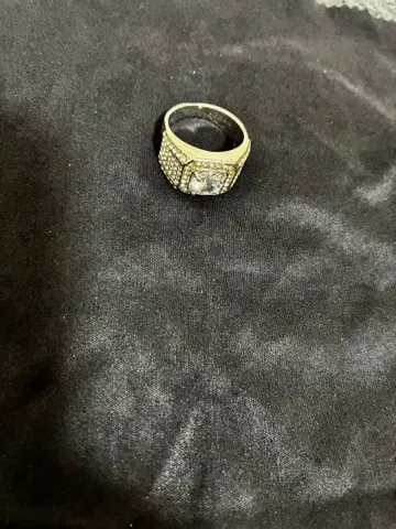 골드링 다이아몬드풍 장식