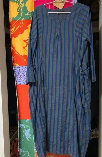 새상품급 ohana 파랑과 그레이 스트라이프 긴팔 원피스