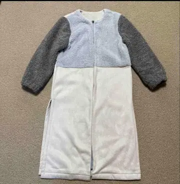 플리스 롱 코트 그레이와 화이트