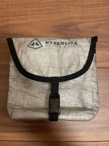 HYPERLITE 스태프 백 실버