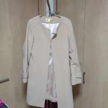 [클리닝 완료/울 100%] ROYAL PARTY 노카라 코트 베이지