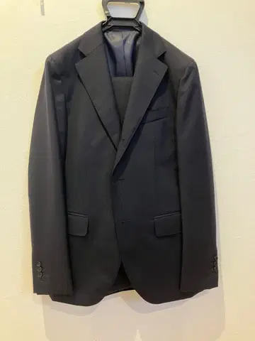 컨디션 최상! EDIFICE 다크 네이비 2B 슬림 수트 46