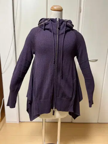 퍼플 후드 부착 가디건
