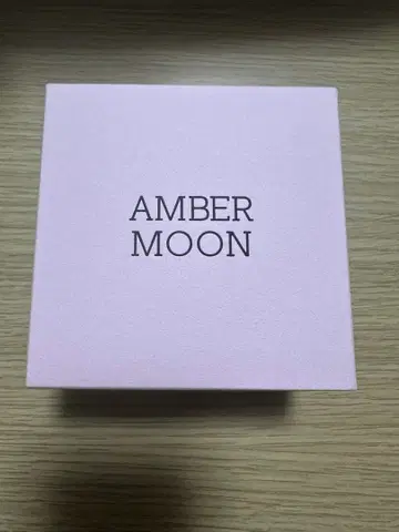 ALEXIA STAM AMBERMOON FLAG 목걸이