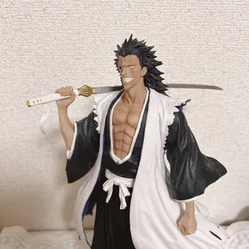 BLEACH 제일복권 자라키 켄파치 라스트 원상 피규어