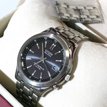 새상품급 CITIZEN ECO-DRIVE 솔라 전파 손목시계 블랙 다이얼