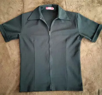 [ Time is on ] 블랙 반팔 집업 셔츠