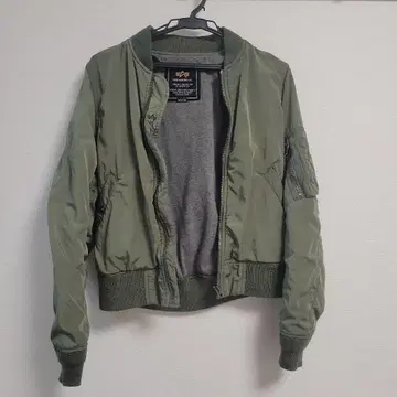 ALPHA INDUSTRIES MA-1 밀리터리 자켓