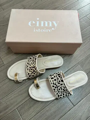 eimyistoire 골드 포인트 송치 샌들