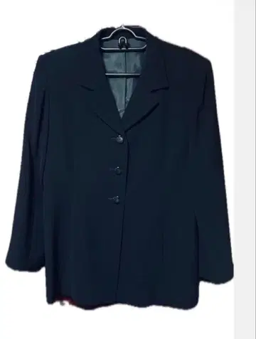 블랙 테일러드 자켓 쓰리 버튼