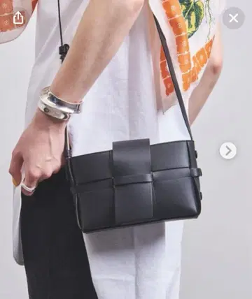 메어리 알터나 MARY AL TERNA HUG 숄더 백