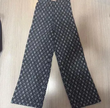 JEEMI 화조 무늬 니트 팬츠