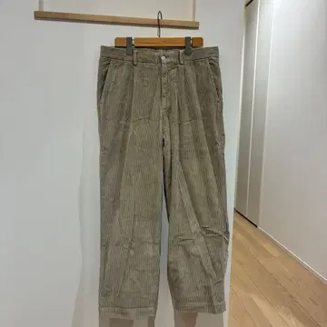 리카르도메사 베이지 코듀로이 와이드 팬츠