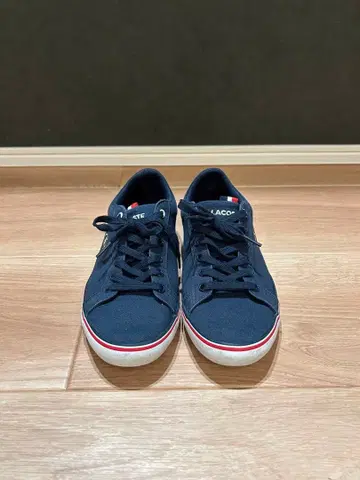 LACOSTE 네이비 스니커즈 여성용